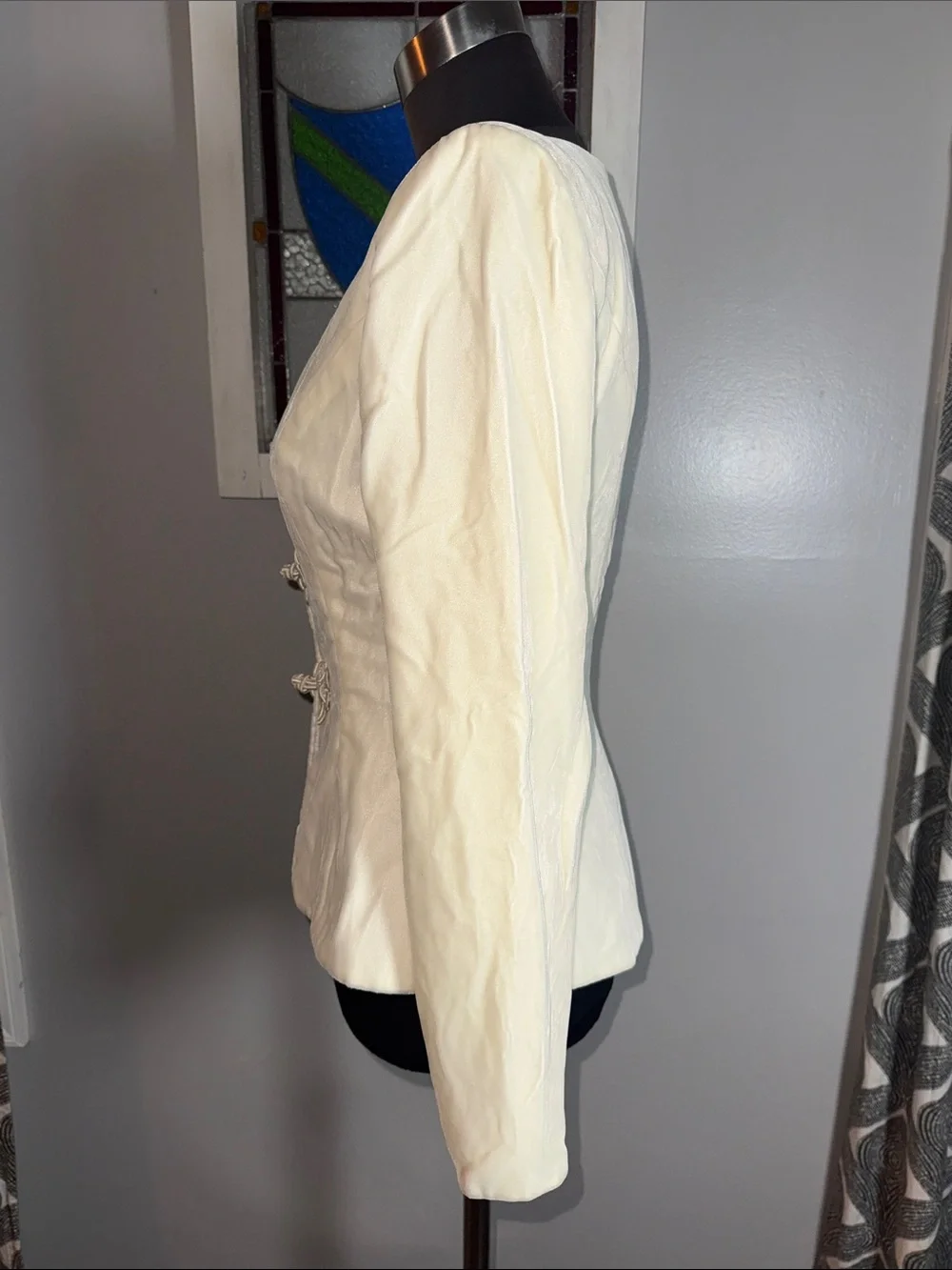 Vintage Watters and Watters Cream Velvet Formal Jacket Size 2